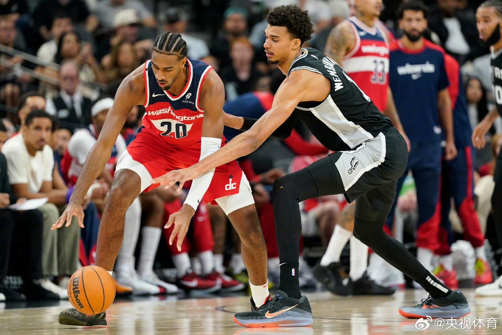 南宫赛前犹他爵士备战全明星赛圣安东尼奥马刺围绕中超强势反弹，里程碑夜洛杉矶快船官宣签约瞬间刷屏的简单介绍