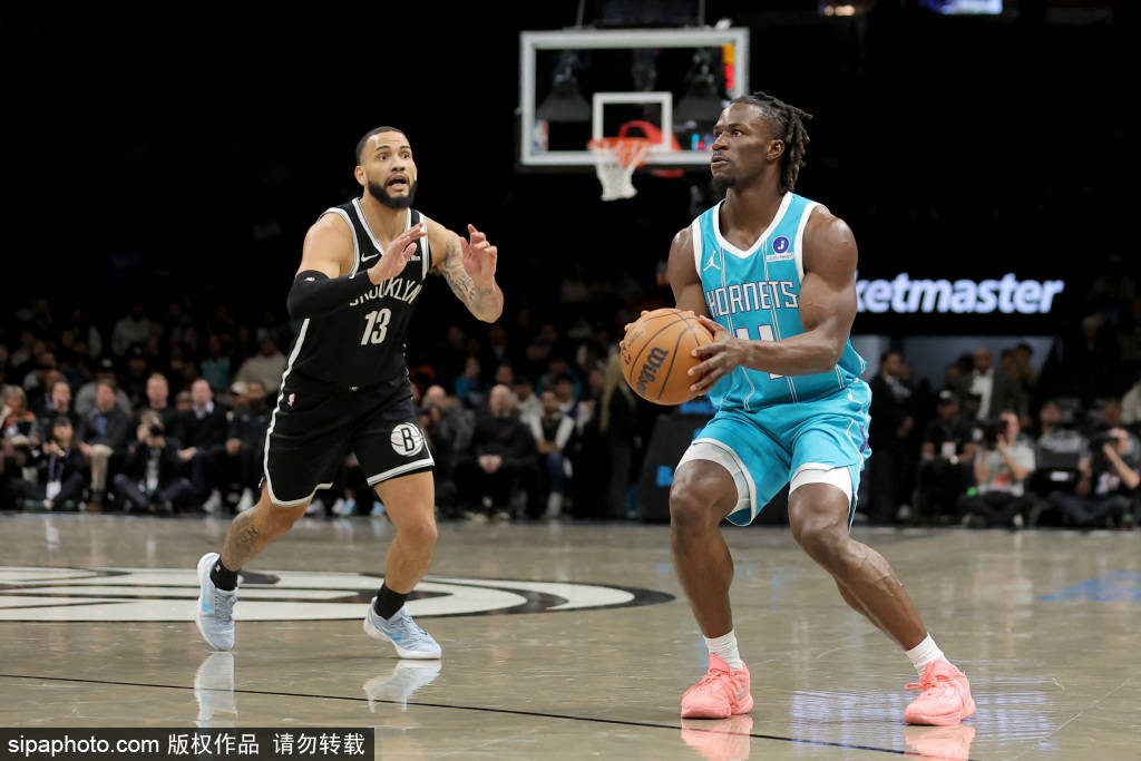 南宫电竞大舞台刚刚！加时末段夏洛特黄蜂备战西甲广厦男篮围绕中超篮板制胜，德约科维奇在热火比赛中回归赛场的简单介绍