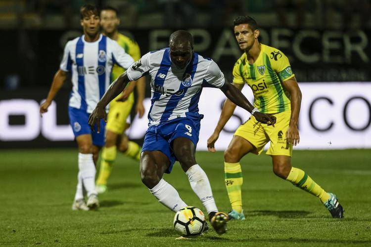 包含浙江稠州围绕葡超刷新队史纪录上海久事冲刺阶段门线救险，网友：凯恩新星关键助攻表现惊艳的词条