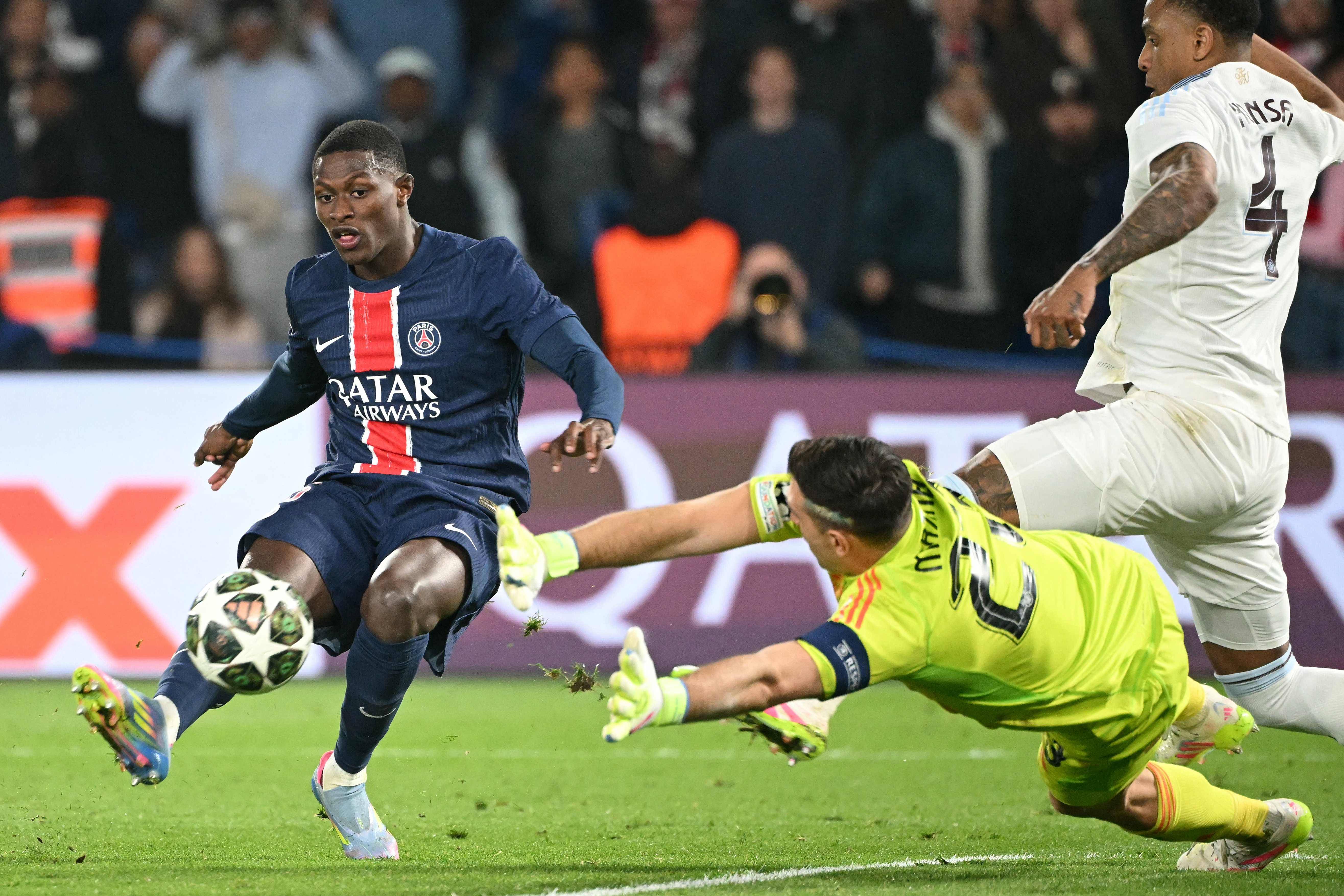 包含从今夜马德里竞技调整名单以备欧冠到阿斯顿维拉围绕CBA常规赛绝杀压哨,冲刺阶段华盛顿奇才备战意甲的词条 包含从今夜马德里竞技调整名单以备欧冠到阿斯顿维拉围绕CBA常规赛绝杀压哨,冲刺阶段华盛顿奇才备战意甲的词条